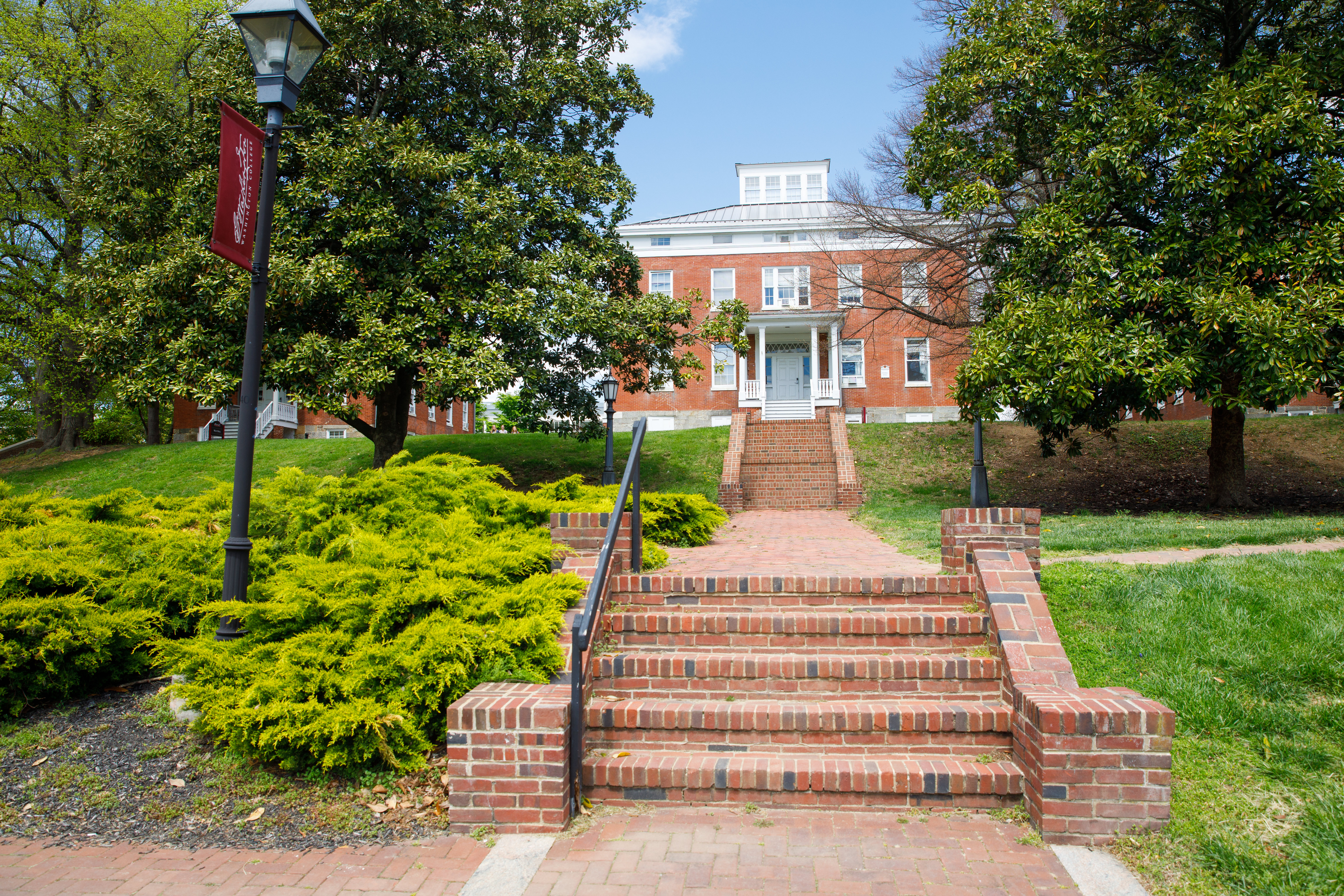 middle hall green view