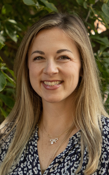 Emily Kate headshot