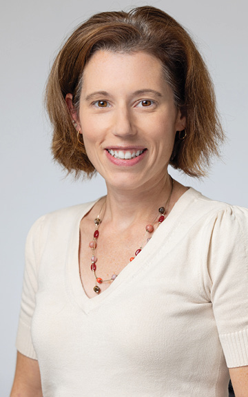 Portrait photo of Mindy Reynolds