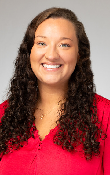 Sydney Day Professional Headshot