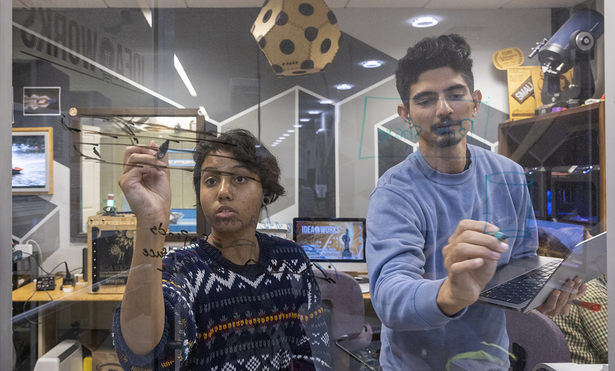 students working together in the IDEAworks makerspace