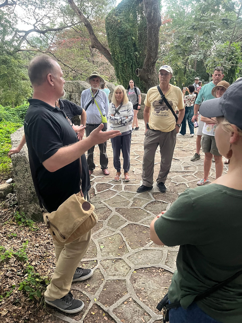 Alumni travel to Cuba