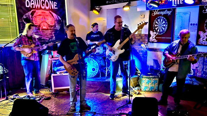 Cocktails and Live Music with Dawggone