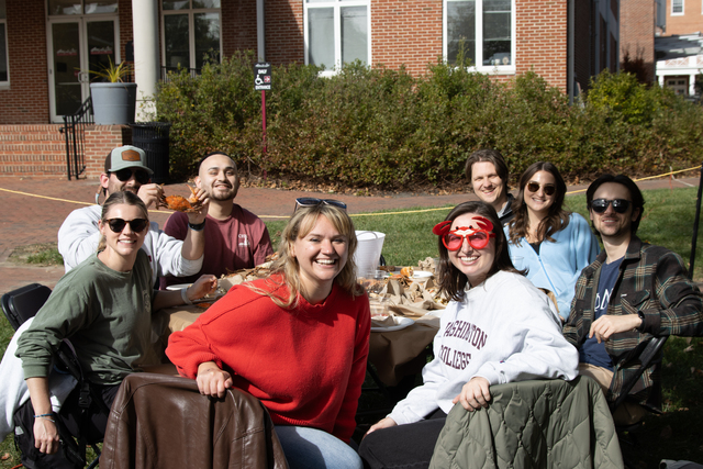 washington college alumni at the phi delta theta crab feast